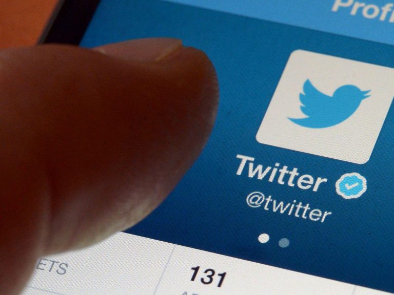 10 celebrities that shun Twitter